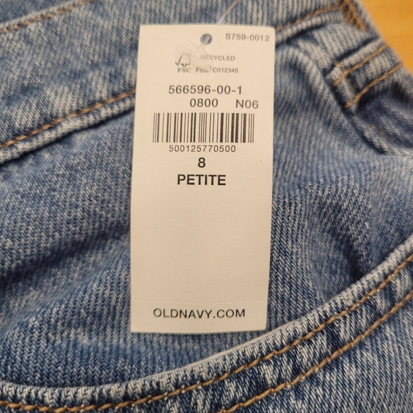 Old Navy High Rise Baggy Wide Leg Drapey Denim Jeans Women's 8 Petite NWT - Picture 4 of 8